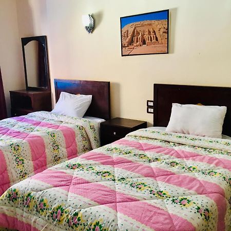 Sunflower Guest House Luxor West Bank エクステリア 写真
